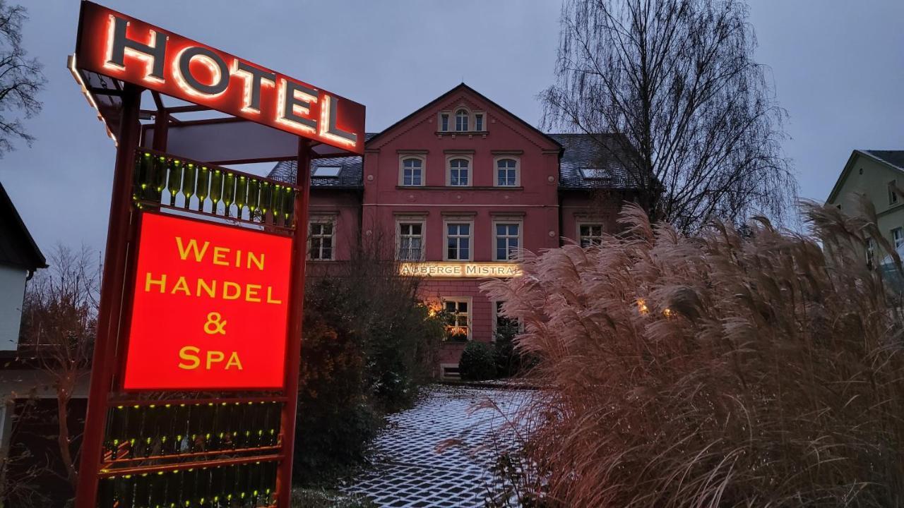 Wein-Hotel Auberge Mistral Фрайберг Екстер'єр фото