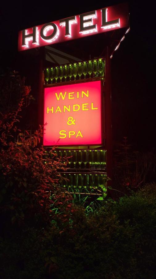 Wein-Hotel Auberge Mistral Фрайберг Екстер'єр фото